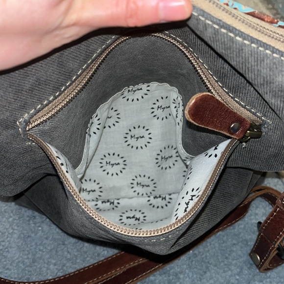 Myra Bag Chic Indie Crossbody - Picture 9 of 13